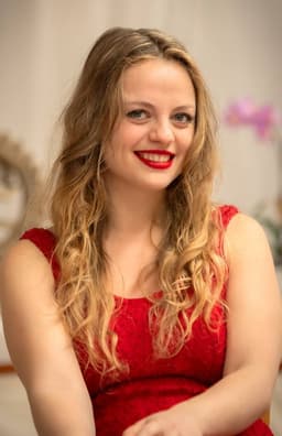 Edrisa Mayova